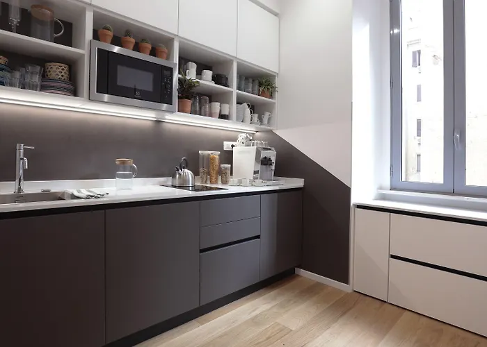 Konukevi Suite Inn Rome