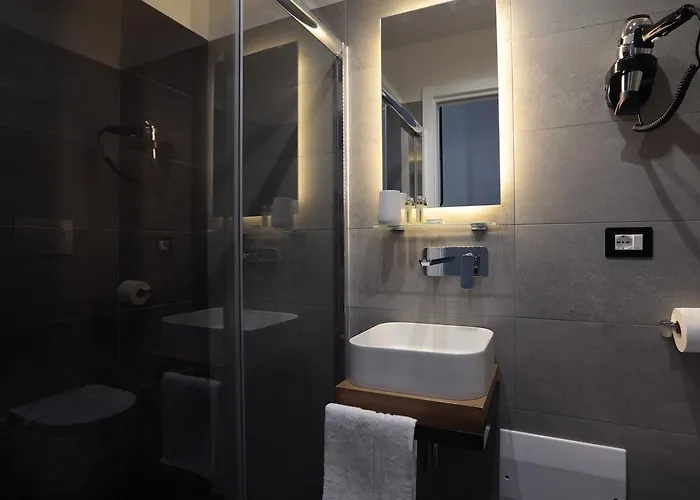 Suite Inn Rome 4*
